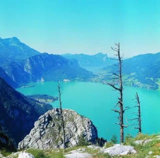 Blick vom Schoberstein auf den Attersee und Mondsee (c) Markus Mairinger